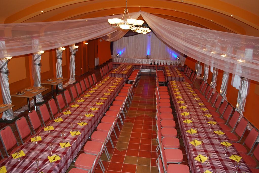 Aranytal Panzio Bed & Breakfast Komárom Dış mekan fotoğraf
