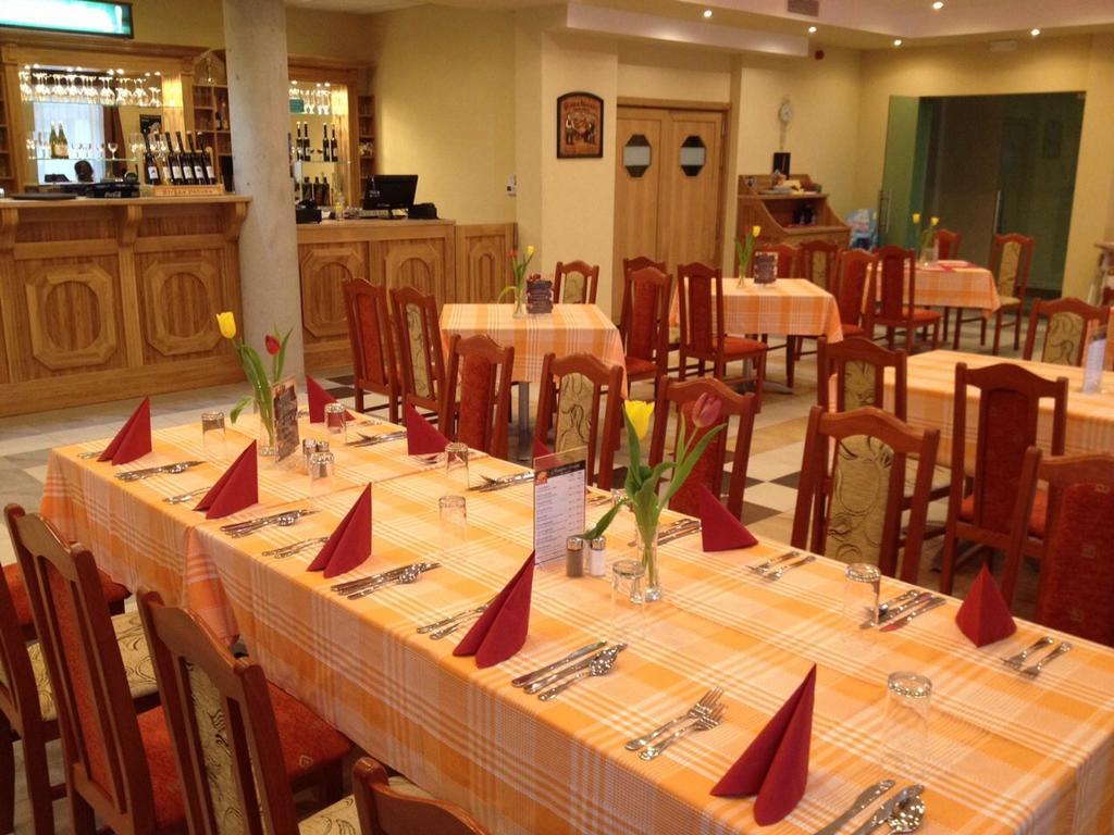 Aranytal Panzio Bed & Breakfast Komárom Dış mekan fotoğraf